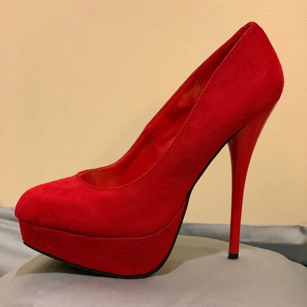 Charlotte Russe Heels - size 7